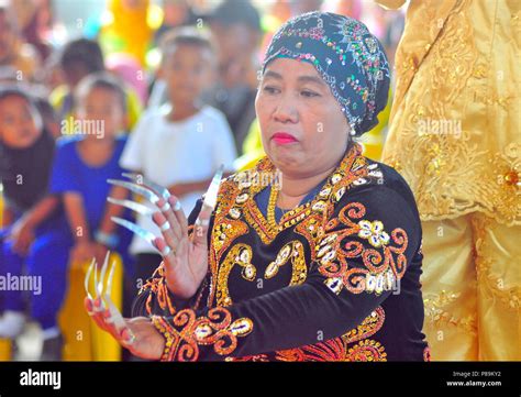badjao costume|Discover the rich culture and traditions of the Badjao people.
